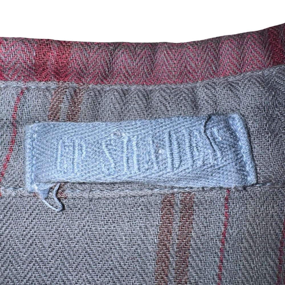 CP Shades Grey Red Plaid Flannel Tunic Top V-Neck Pockets Herringbone L - Picture 5 of 8